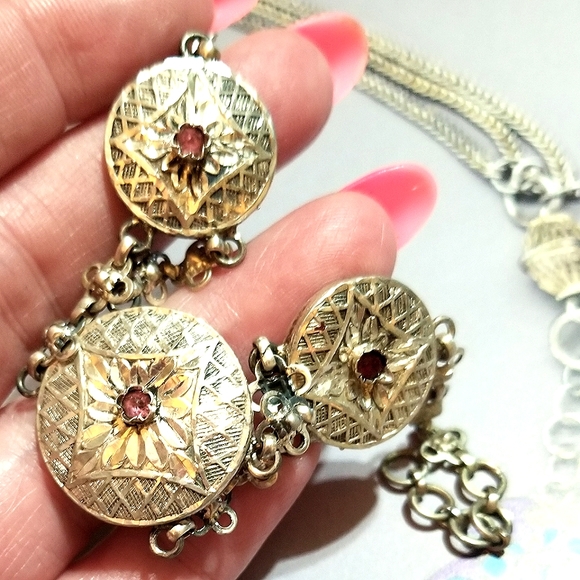 Georgian EARLY 1800s Sterling Garnet Reppousse Bracelet - Picture 6 of 8